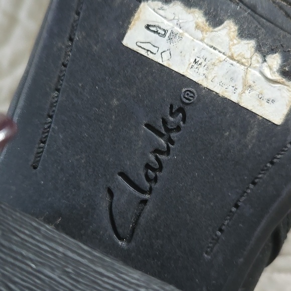 Clarks black ankle boot with fringe - Picture 6 of 7